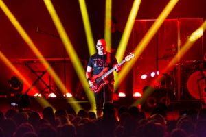 Le Tube - Les Bourdaines - Pascal Obispo